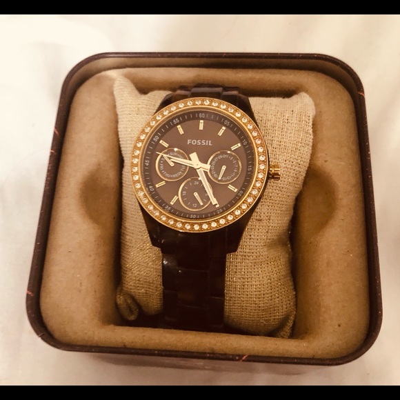 Tortoise Shell Fossil Watch with Original Box - Picture 3 of 15